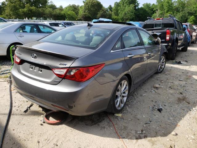 Photo 4 from auction – 2013 HYUNDAI SONATA SE with VIN 5NPEC4AB8DH559034