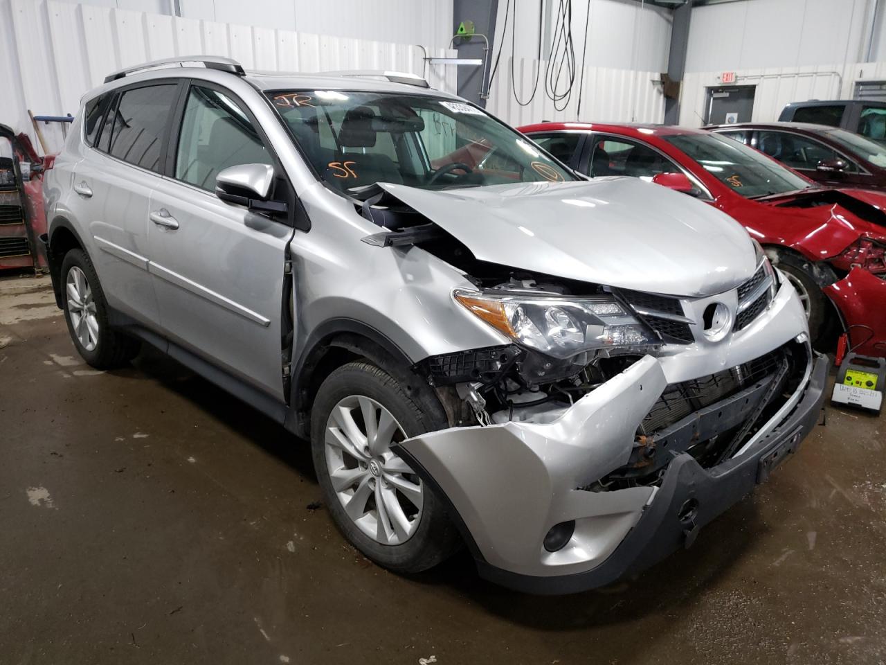 Photo 1 from auction – 2015 TOYOTA RAV4 LIMIT with VIN 2T3DFREVXFW302294