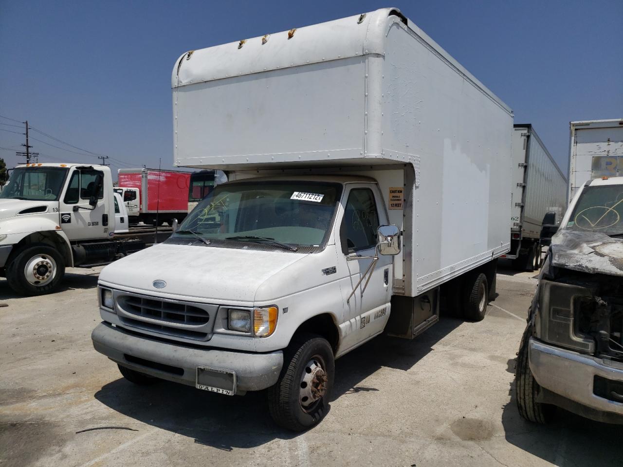 Photo 2 from auction – 2001 FORD ECONOLINE with VIN 1FDXE45S31HA04706