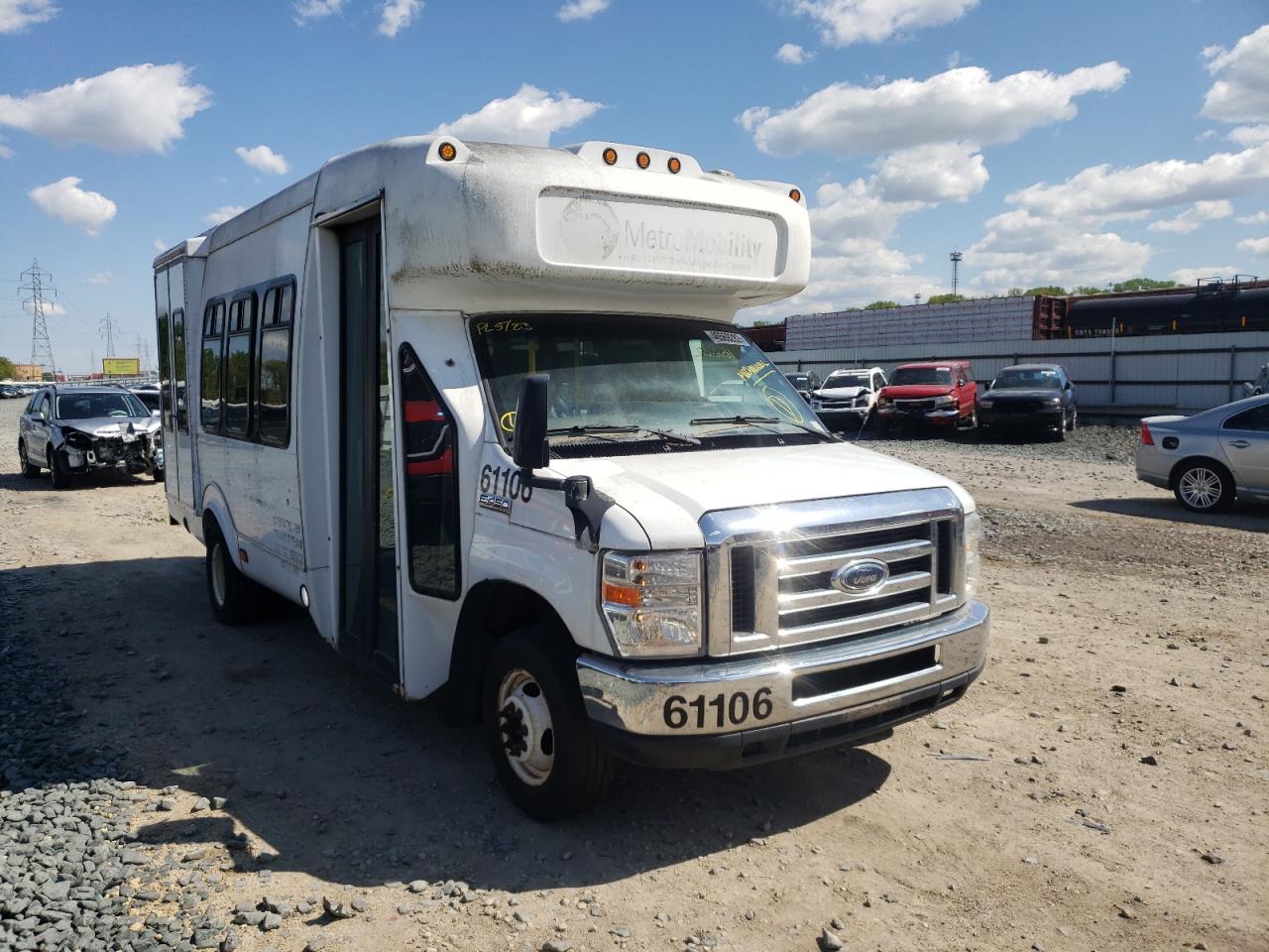 Photo 13 from auction – 2012 FORD ECONOLINE with VIN 1FDFE4FS0CDA52572