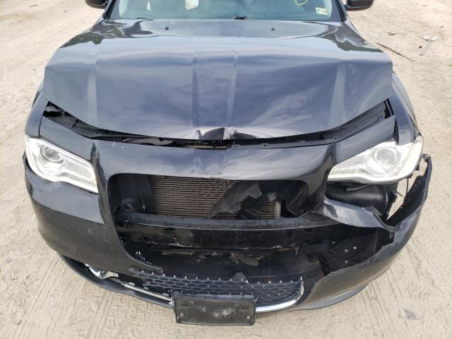 Photo 9 from auction – 2015 CHRYSLER 300 LIMITE with VIN 2C3CCAAG5FH786389