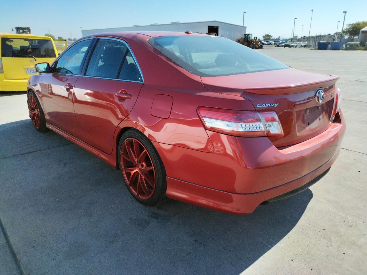 Photo 3 from auction – 2011 TOYOTA CAMRY BASE with VIN 4T1BF3EK3BU642593