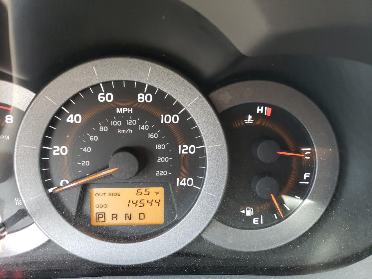 Photo 8 from auction – 2008 TOYOTA RAV4 with VIN JTMZD33V985084256