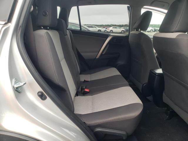 Photo 6 from auction – 2015 TOYOTA RAV4 LE with VIN JTMZFREV4FJ041295