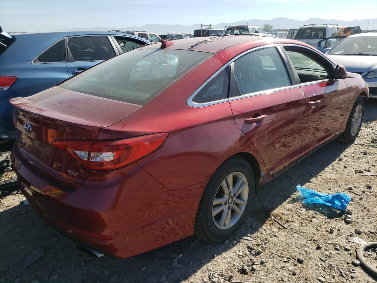 Photo 4 from auction – 2016 HYUNDAI SONATA SE with VIN 5NPE24AF1GH357890
