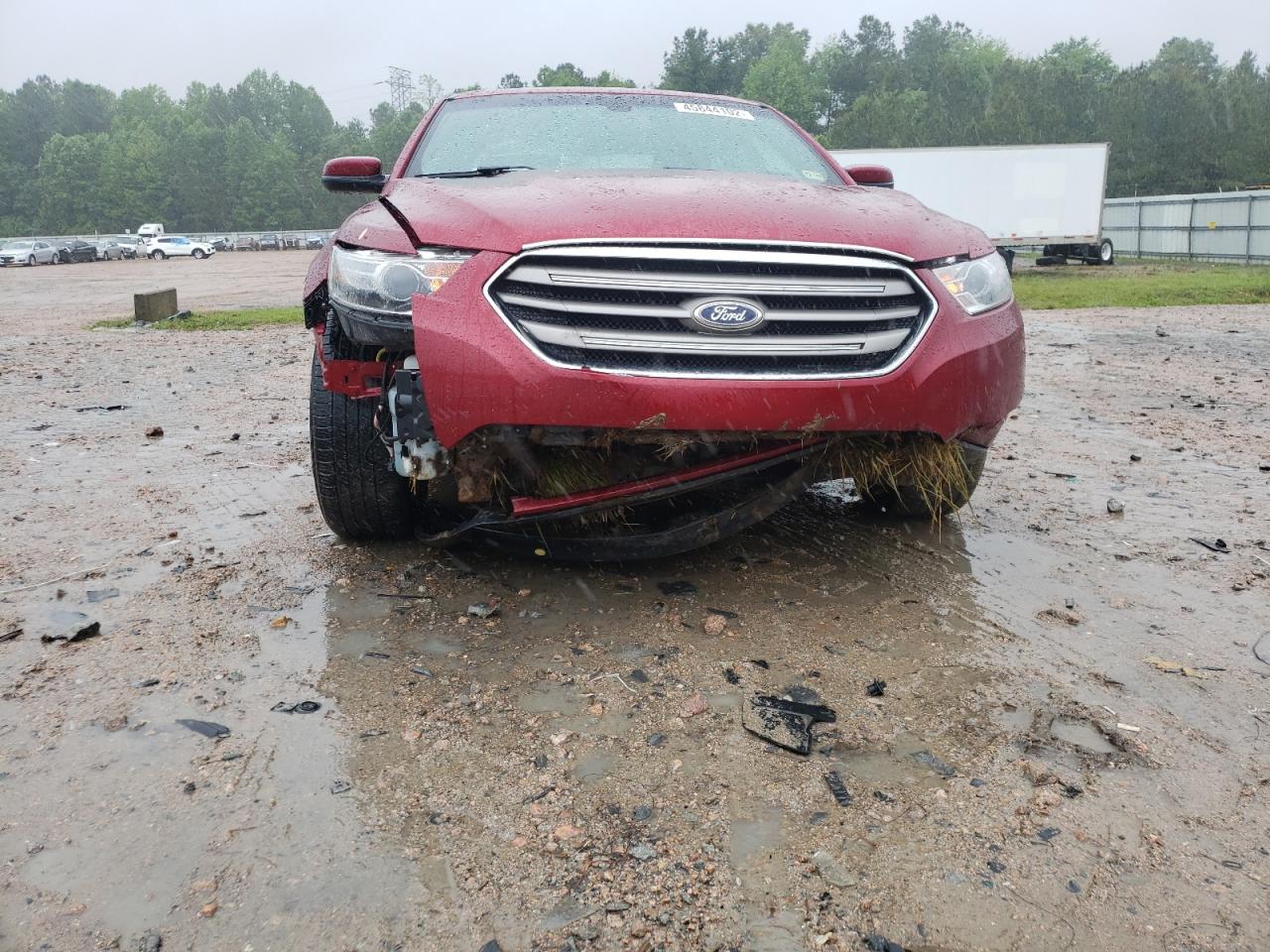Photo 9 from auction – 2015 FORD TAURUS SEL with VIN 1FAHP2E86FG206454