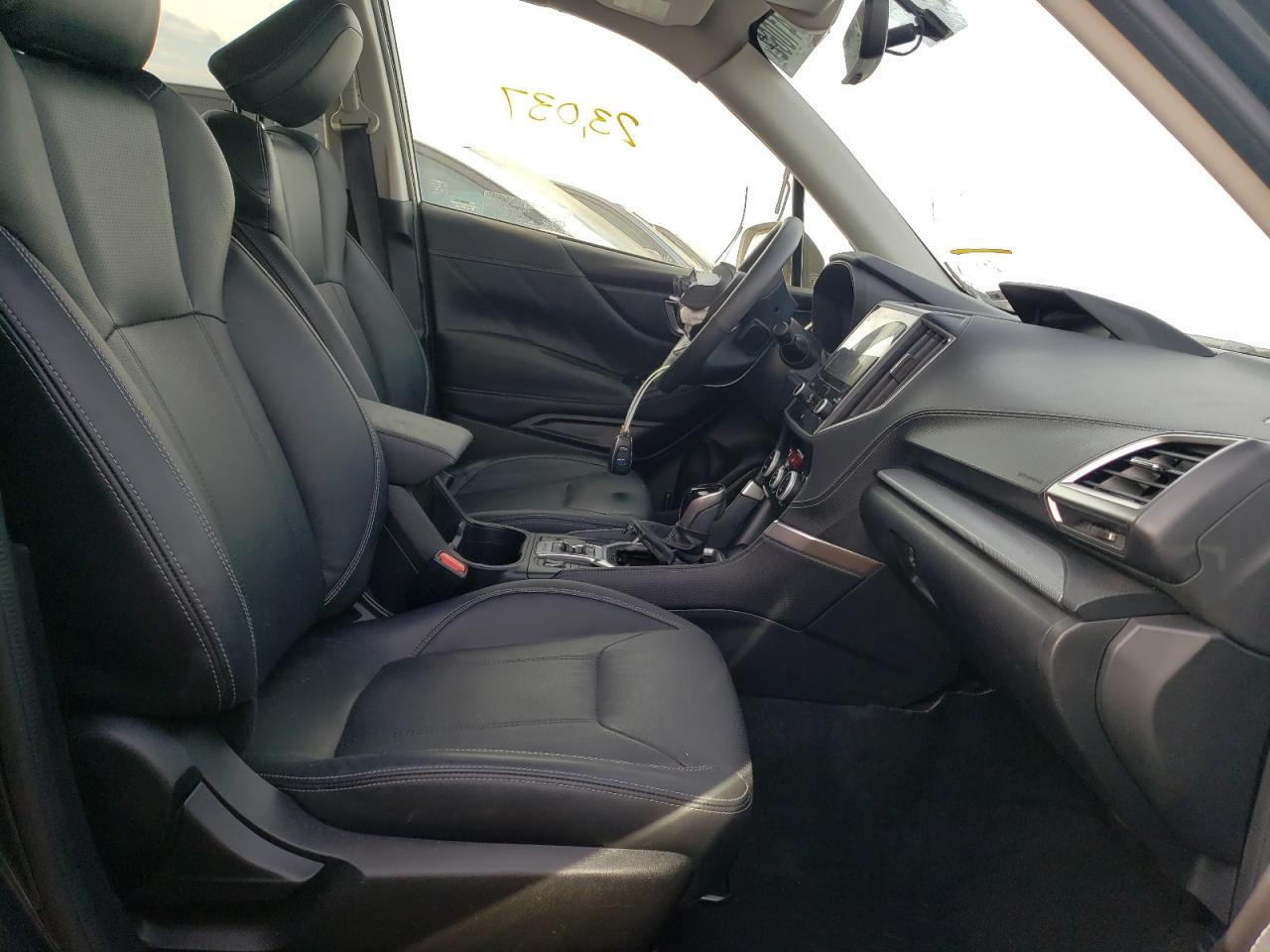 Photo 5 from auction – 2019 SUBARU FORESTER L with VIN JF2SKAUCXKH475447