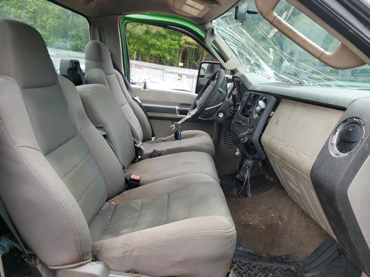 Photo 5 from auction – 2010 FORD F250 SUPER with VIN 1FTNF2B50AEB17462