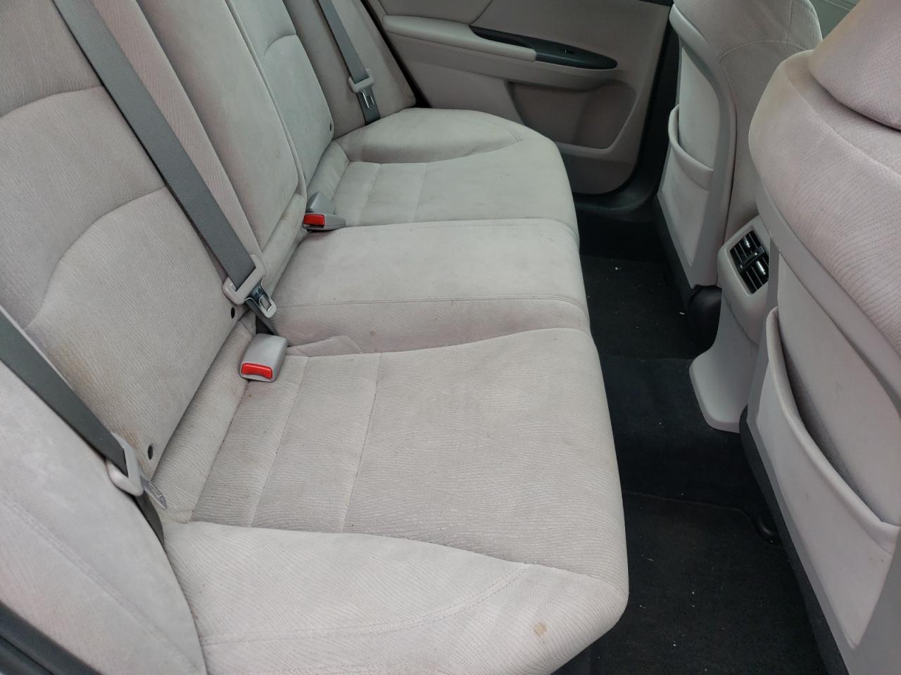 Photo 16 from auction – 2013 HONDA ACCORD EX with VIN 1HGCR2F72DA042125