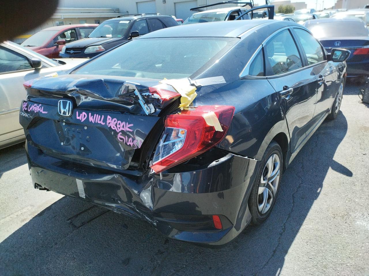 Photo 4 from auction – 2016 HONDA CIVIC LX with VIN 19XFC2F51GE202444