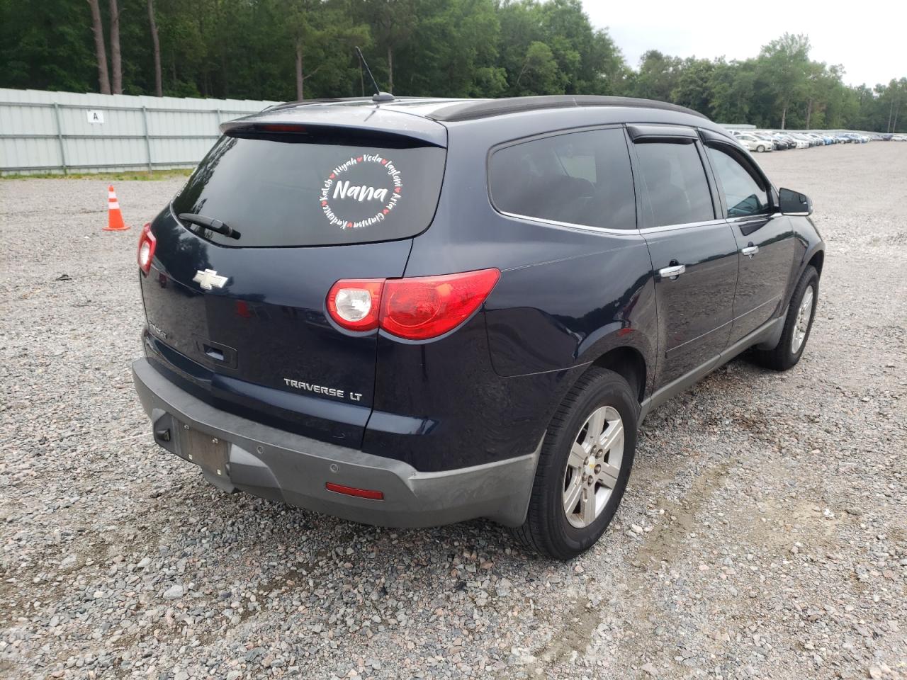 Photo 4 from auction – 2010 CHEVROLET TRAVERSE L with VIN 1GNLRFED6AS114065