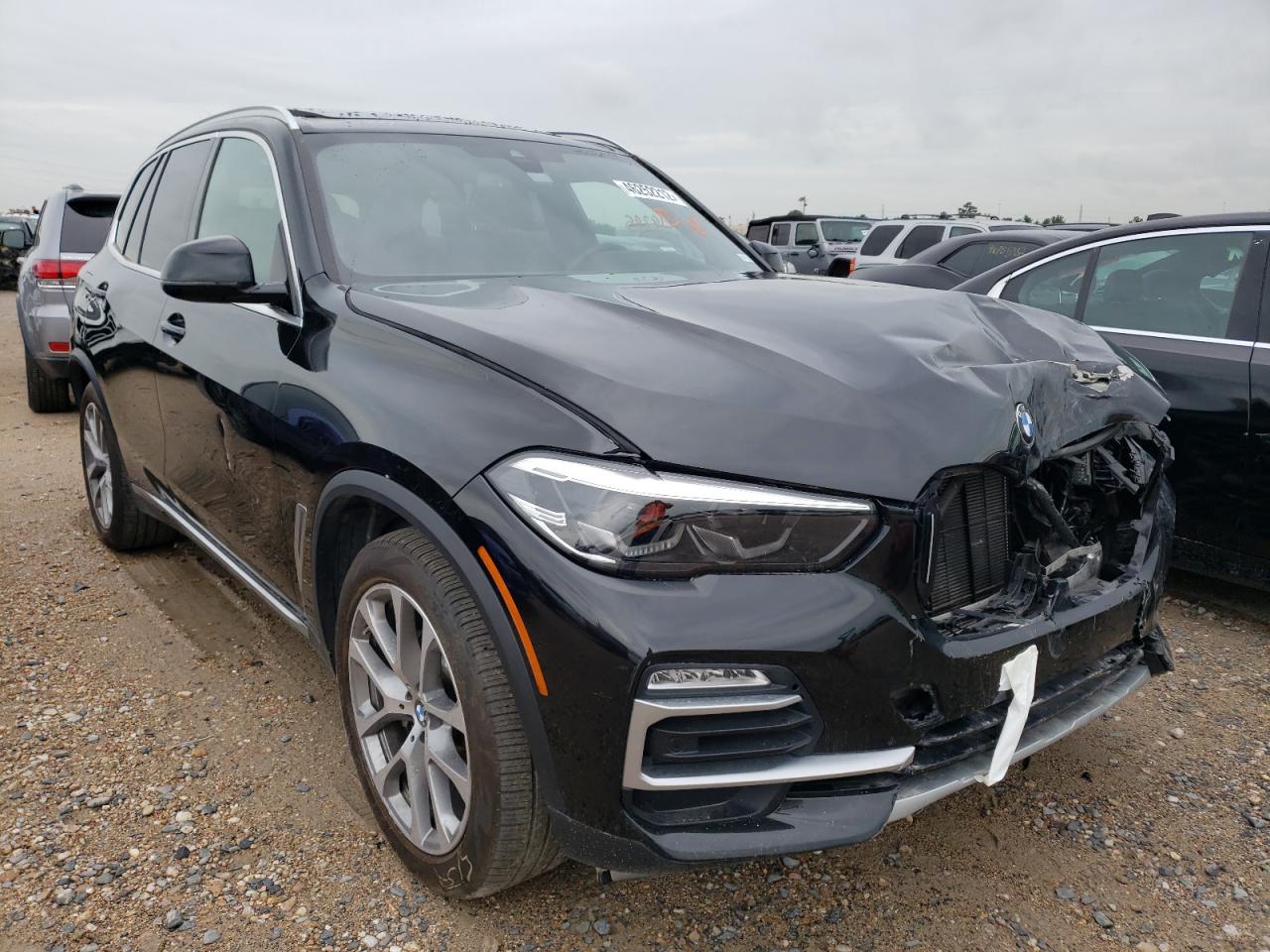 BMW X5 SDRIVE 2021 with VIN 5UXCR4C06M9E49028 - Photo from auction
