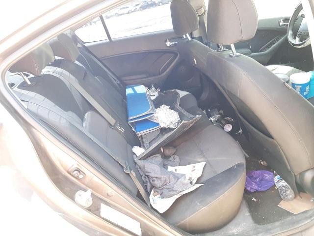 Photo 6 from auction – 2015 KIA FORTE LX with VIN KNAFX4A61F5272498