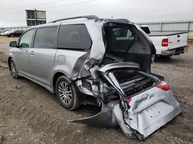 Photo 3 from auction – 2018 TOYOTA SIENNA XLE with VIN 5TDYZ3DC3JS927894