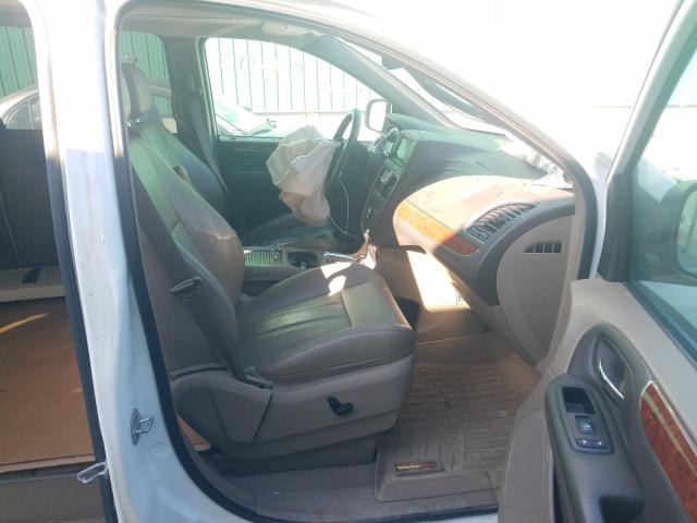 Photo 5 from auction – 2014 CHRYSLER TOWN & COU with VIN 2C4RC1CG1ER107312
