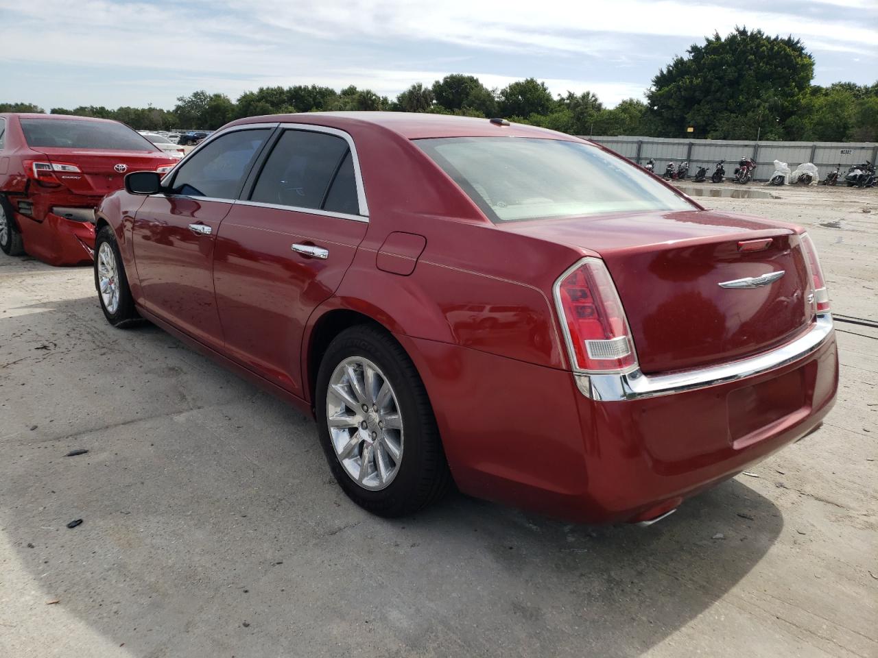Photo 3 from auction – 2012 CHRYSLER 300 LIMITE with VIN 2C3CCACGXCH278170