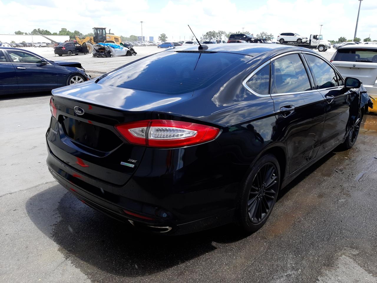 Photo 4 from auction – 2014 FORD FUSION SE with VIN 3FA6P0H90ER296577