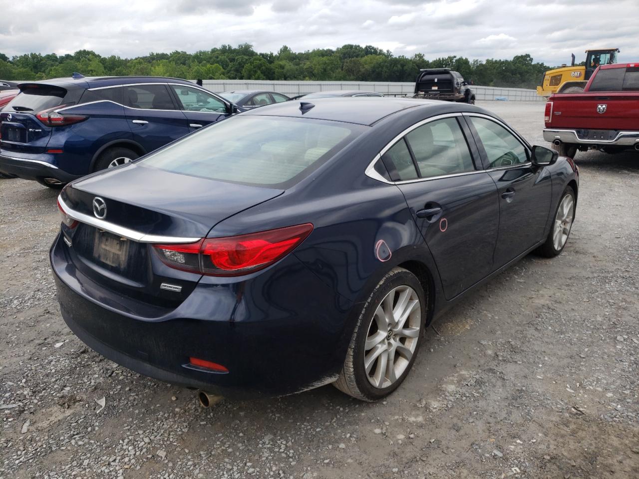 Photo 4 from auction – 2015 MAZDA 6 TOURING with VIN JM1GJ1V5XF1201817
