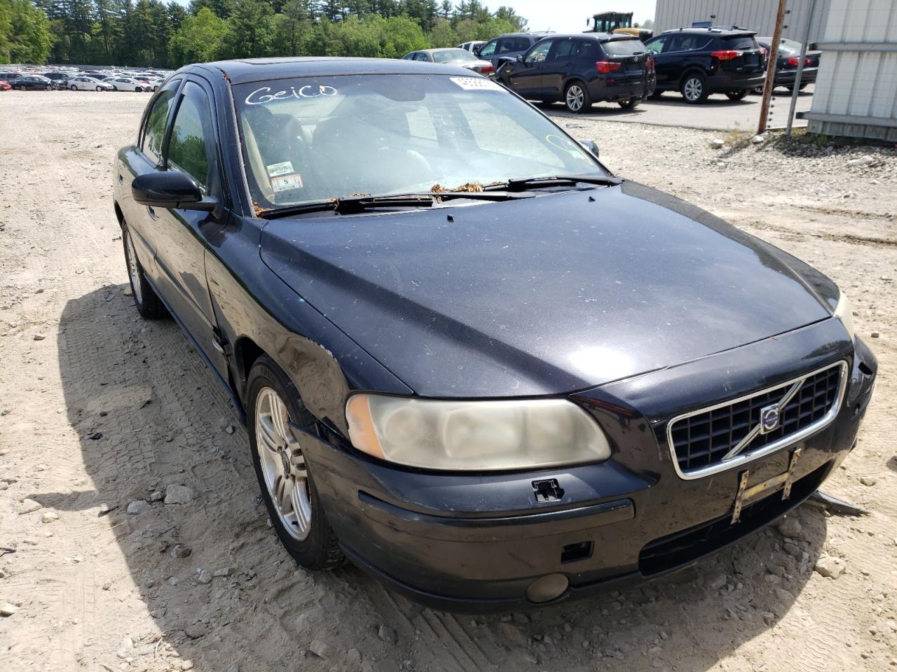 VOLVO S60 2.5T 2005 with VIN YV1RH592252485409 - Photo from auction