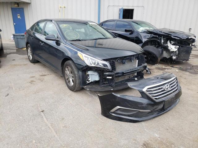 HYUNDAI SONATA SE 2017 with VIN 5NPE24AF0HH506453 - Photo from auction