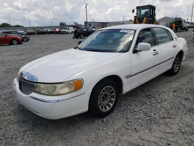 Photo 3 from auction – 2000 LINCOLN TOWN CAR S with VIN 1LNHM82W0YY820644