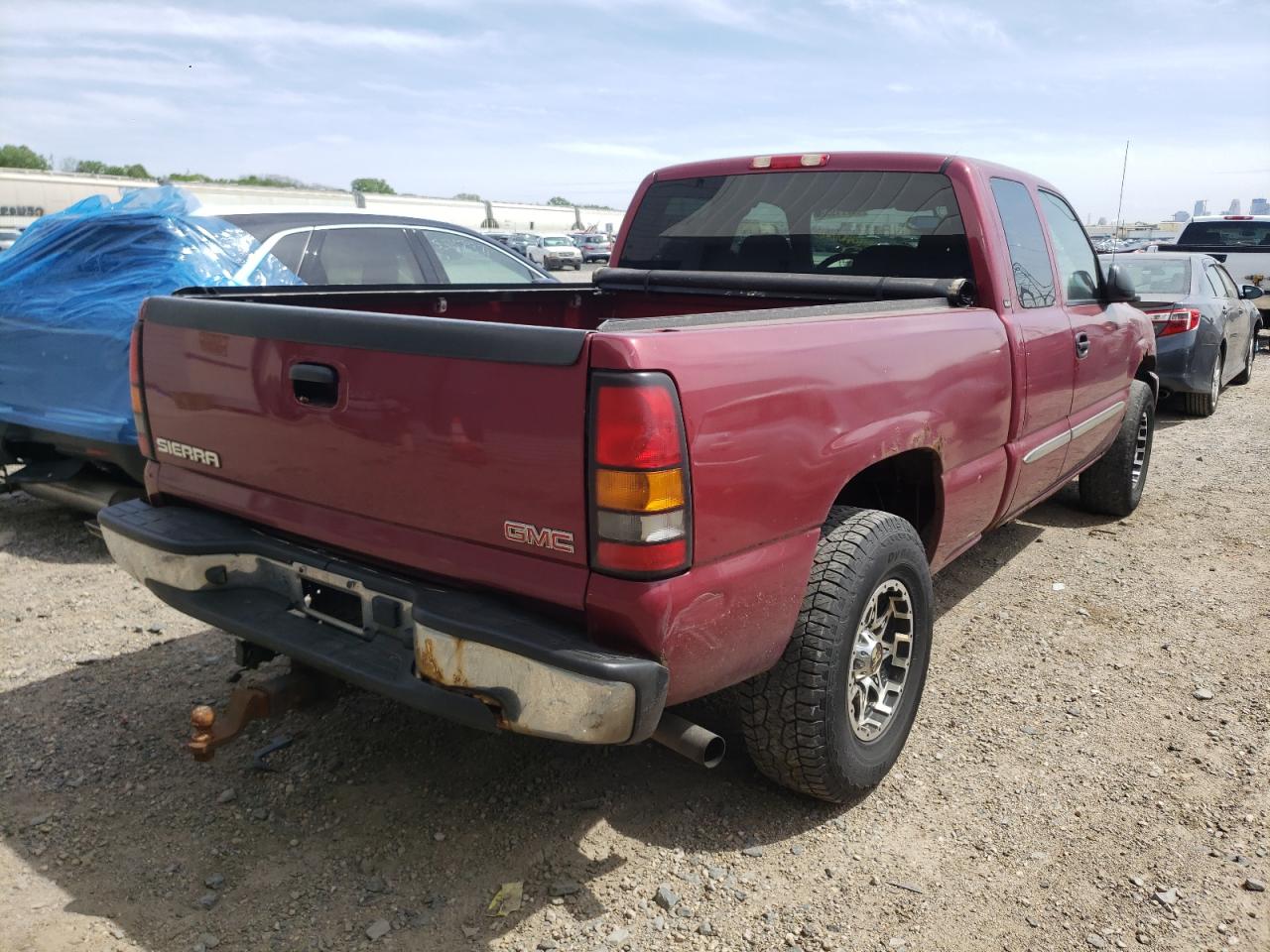 Photo 4 from auction – 2004 GMC NEW SIERRA with VIN 2GTEK19V341229531