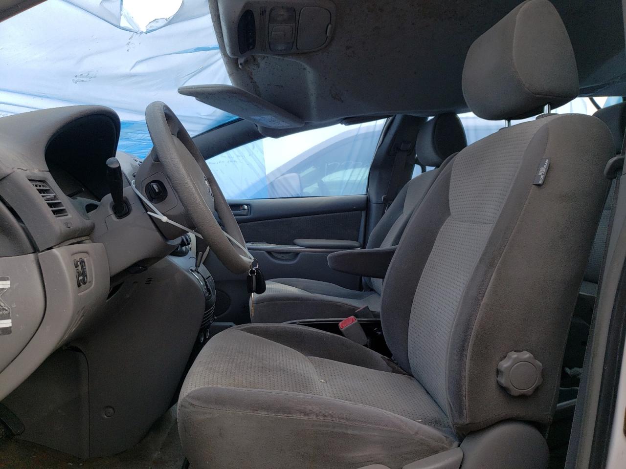 Photo 5 from auction – 2007 TOYOTA SIENNA CE with VIN 5TDZK23C57S059264