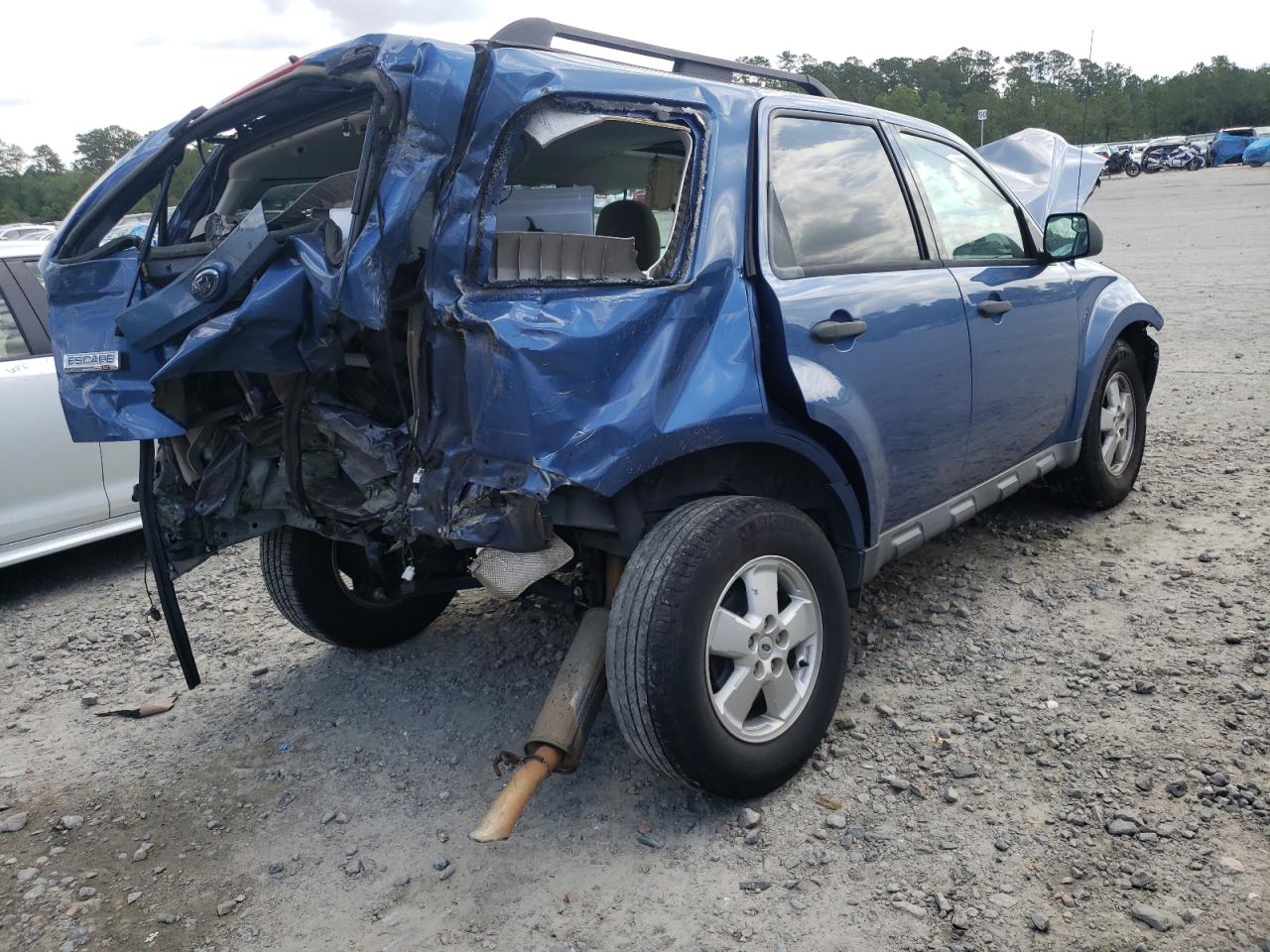 Photo 4 from auction – 2010 FORD ESCAPE XLT with VIN 1FMCU0D7XAKD09470