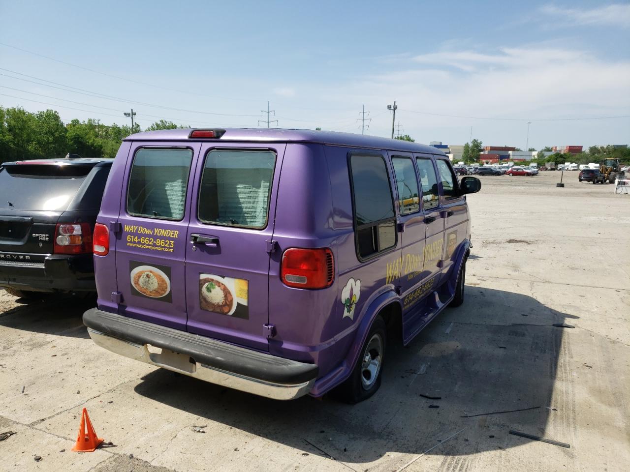 Photo 4 from auction – 2001 DODGE RAM VAN B1 with VIN 2B6HB11X31K552028