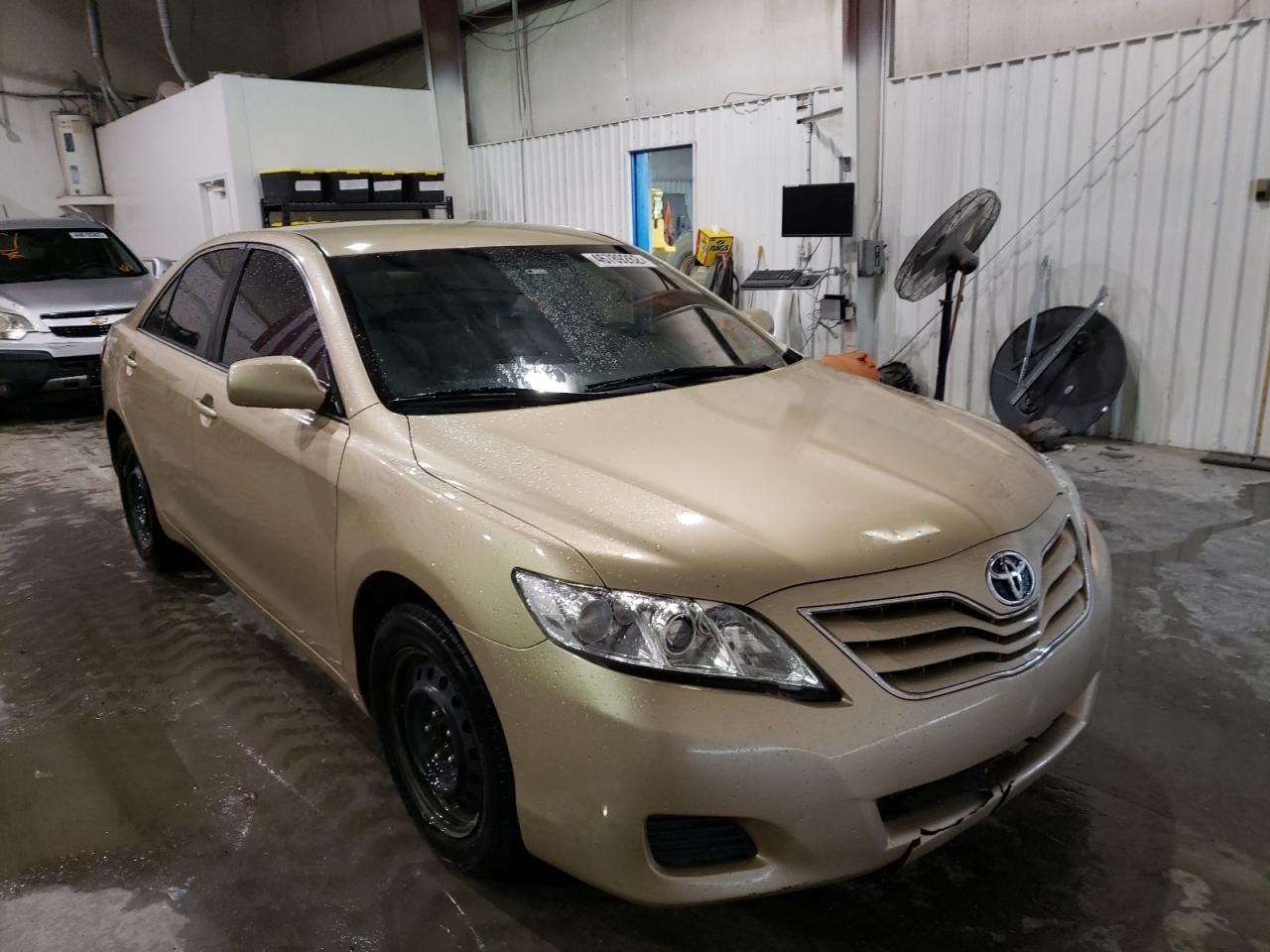 TOYOTA CAMRY BASE 2011 with VIN 4T1BF3EK9BU213636 - Photo from auction