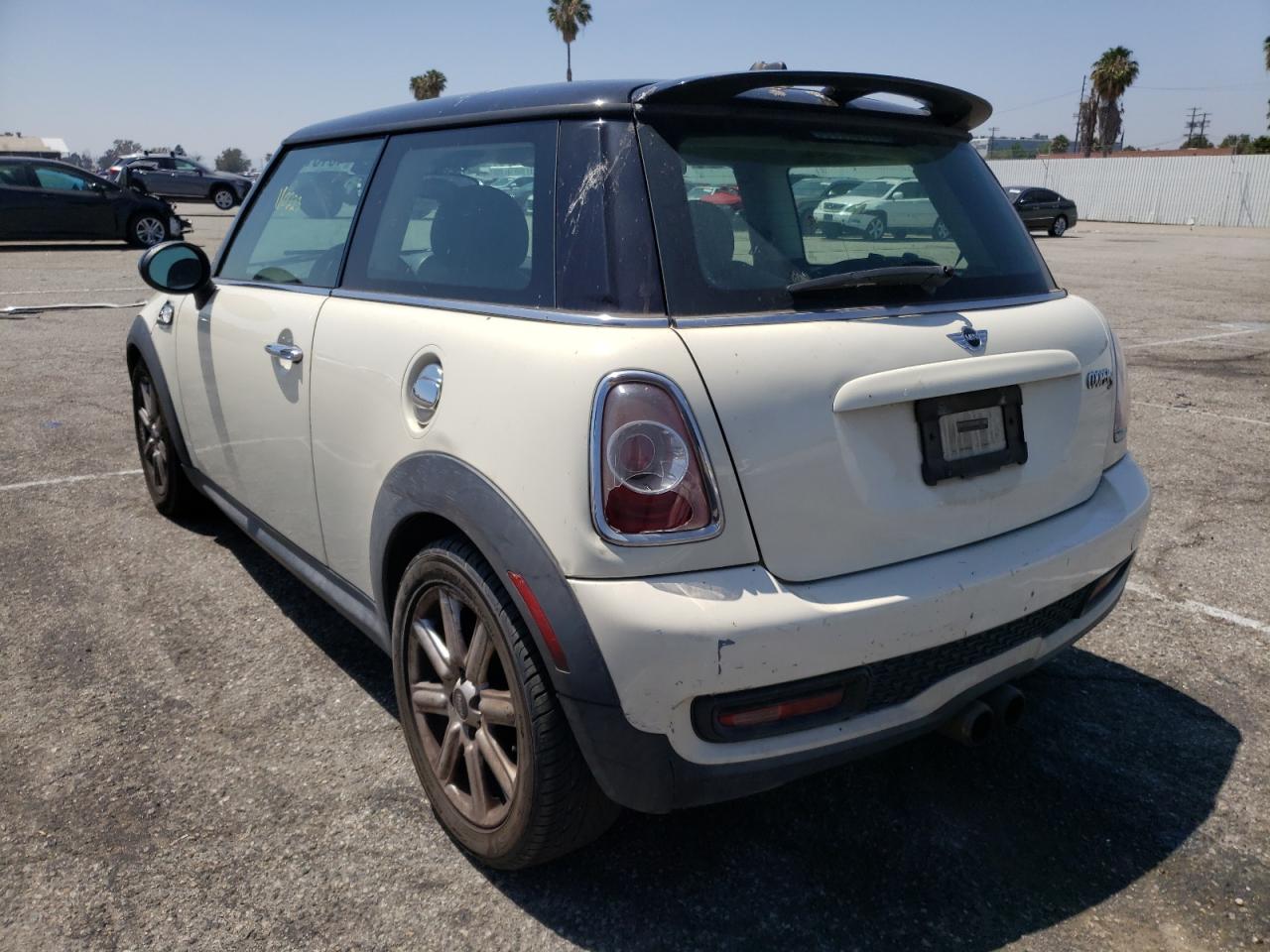 Photo 3 from auction – 2013 MINI COOPER S with VIN WMWSV3C59DT394733