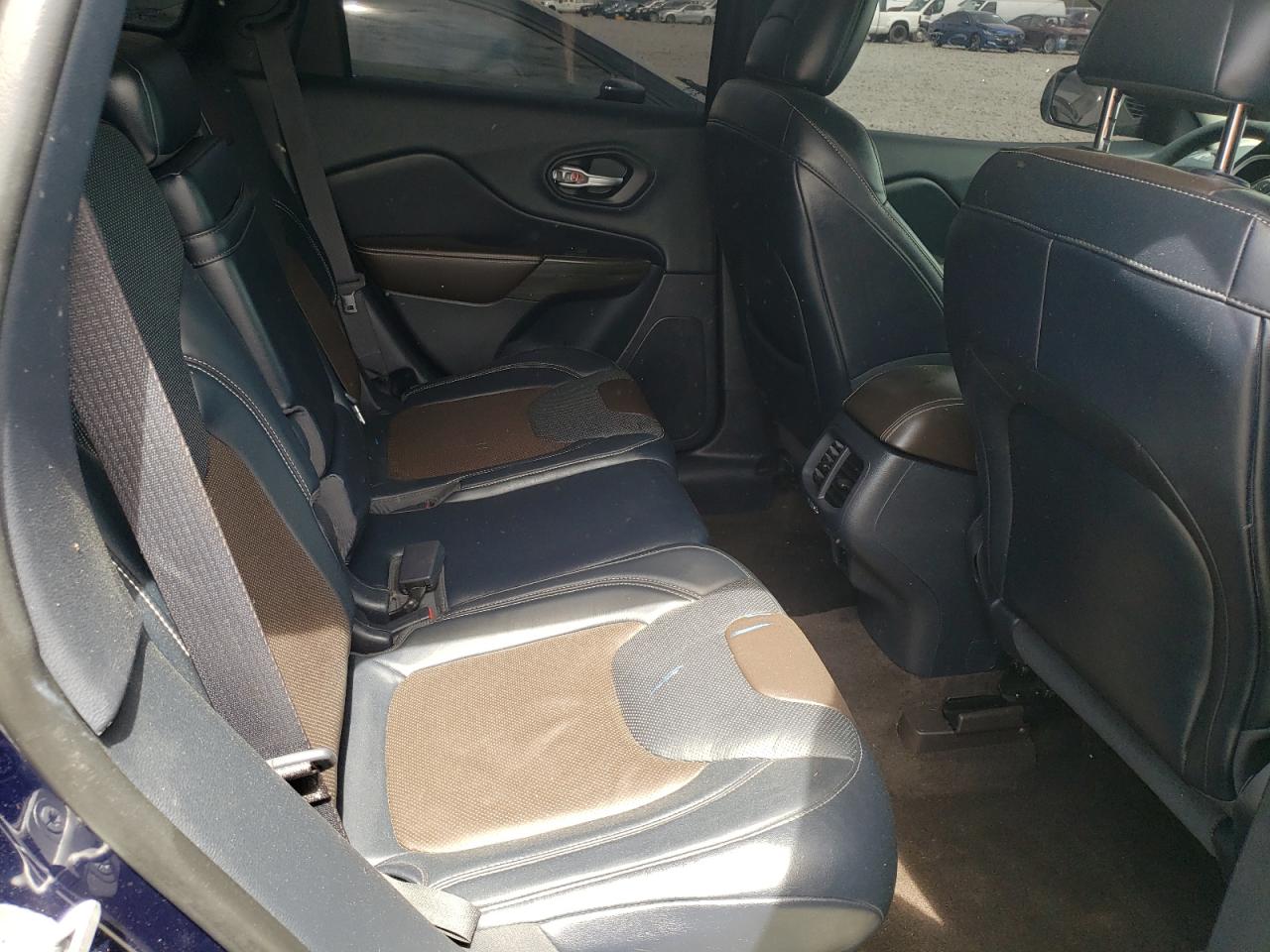 Photo 6 from auction – 2014 JEEP CHEROKEE L with VIN 1C4PJLDS6EW155763