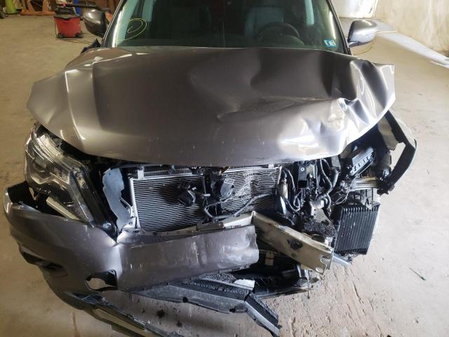 Photo 7 from auction – 2017 NISSAN PATHFINDER with VIN 5N1DR2MM2HC697550