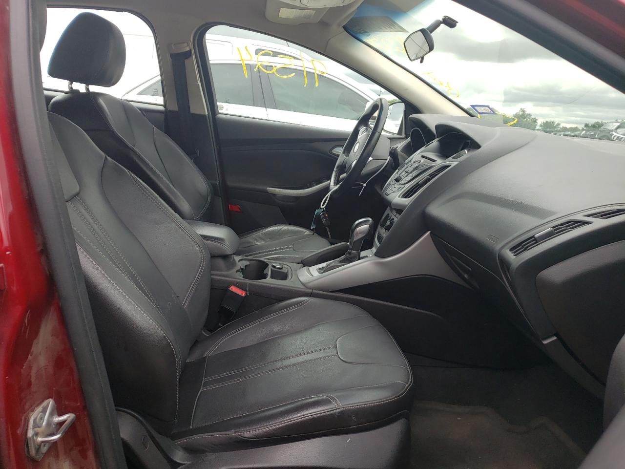 Photo 5 from auction – 2014 FORD FOCUS SE with VIN 1FADP3K20EL296534