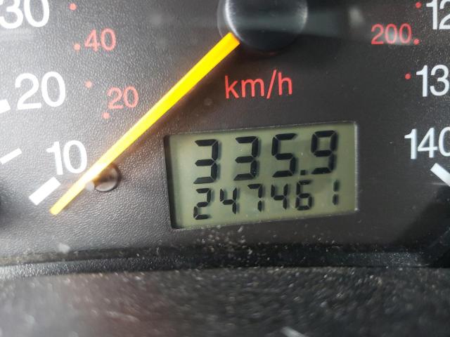 Photo 8 from auction – 2001 FORD FOCUS SE with VIN 1FAFP34351W269238