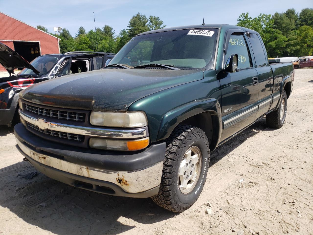 Photo 2 from auction – 2001 CHEVROLET SILVERADO with VIN 2GCEK19T711294103
