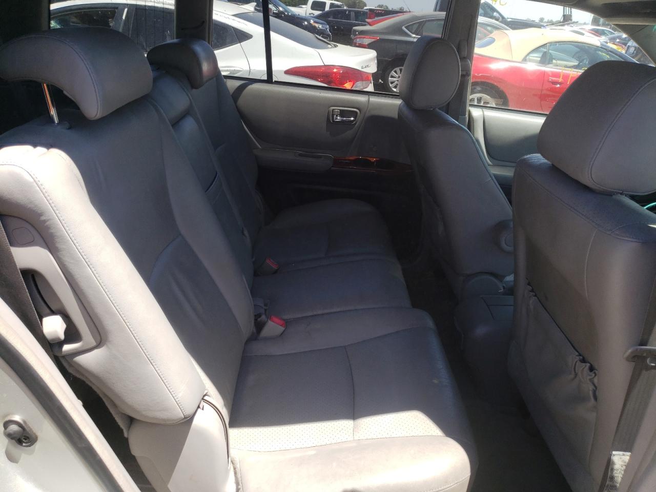 Photo 6 from auction – 2004 TOYOTA HIGHLANDER with VIN JTEEP21A640031954
