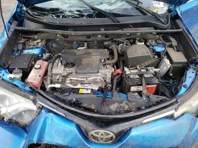 Photo 7 from auction – 2017 TOYOTA RAV4 LE with VIN JTMZFREV8HJ716990