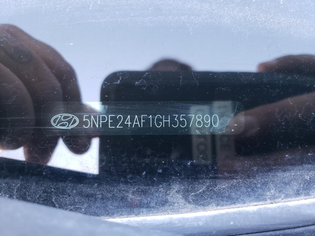 Photo 10 from auction – 2016 HYUNDAI SONATA SE with VIN 5NPE24AF1GH357890
