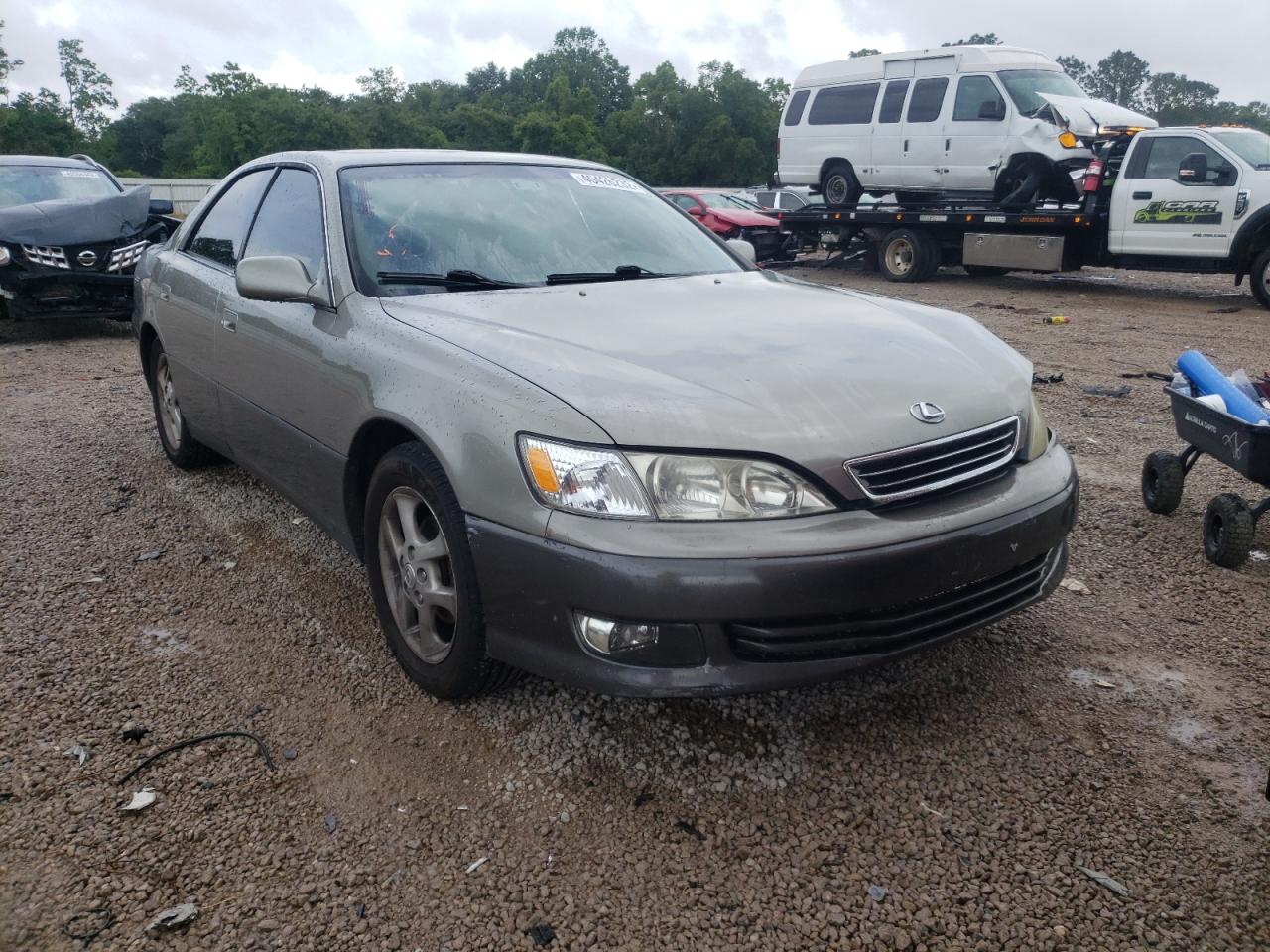 LEXUS ES 300 2000 with VIN JT8BF28G8Y5102468 - Photo from auction
