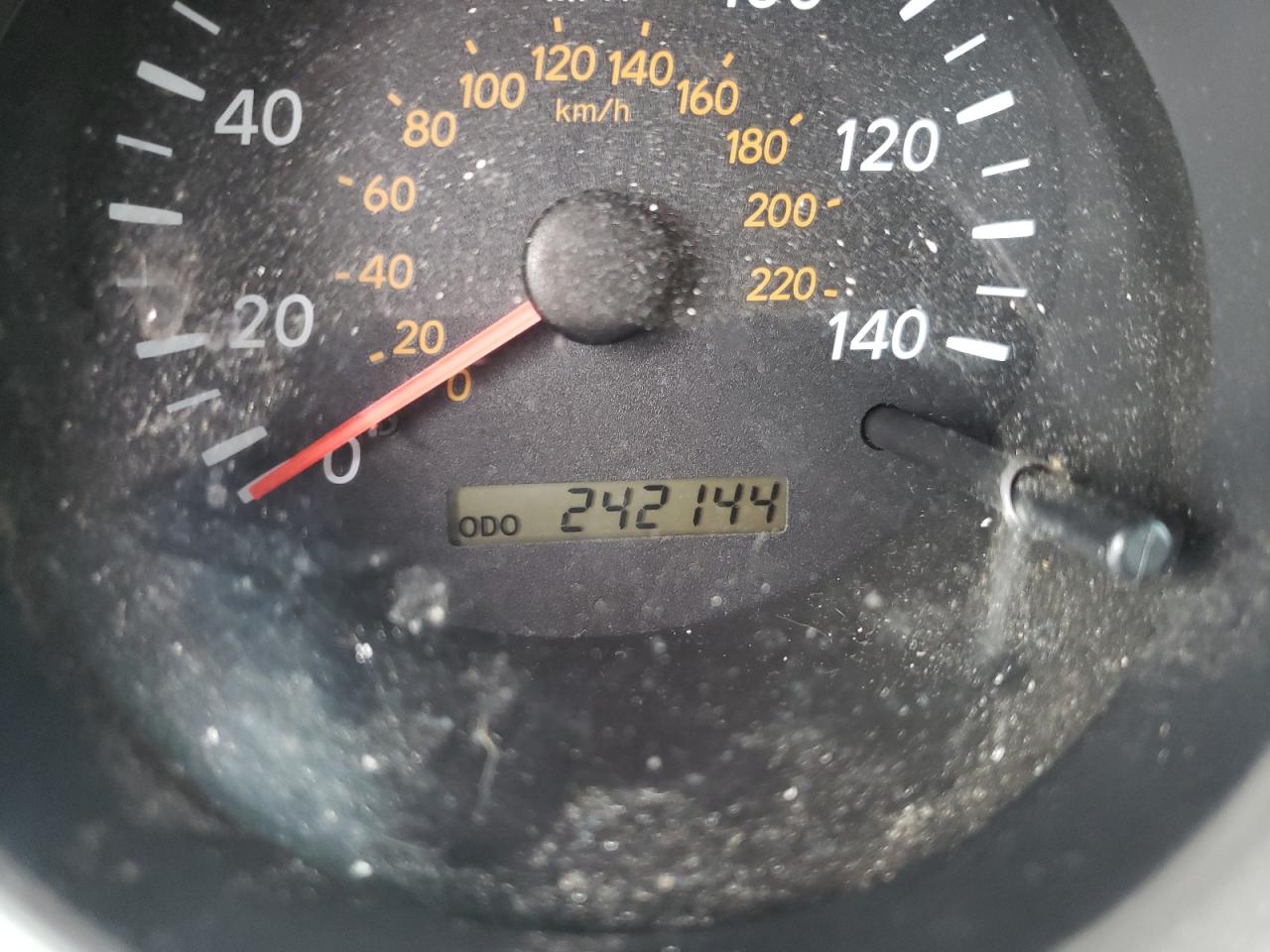 Photo 8 from auction – 2005 TOYOTA HIGHLANDER with VIN JTEEP21A850081949