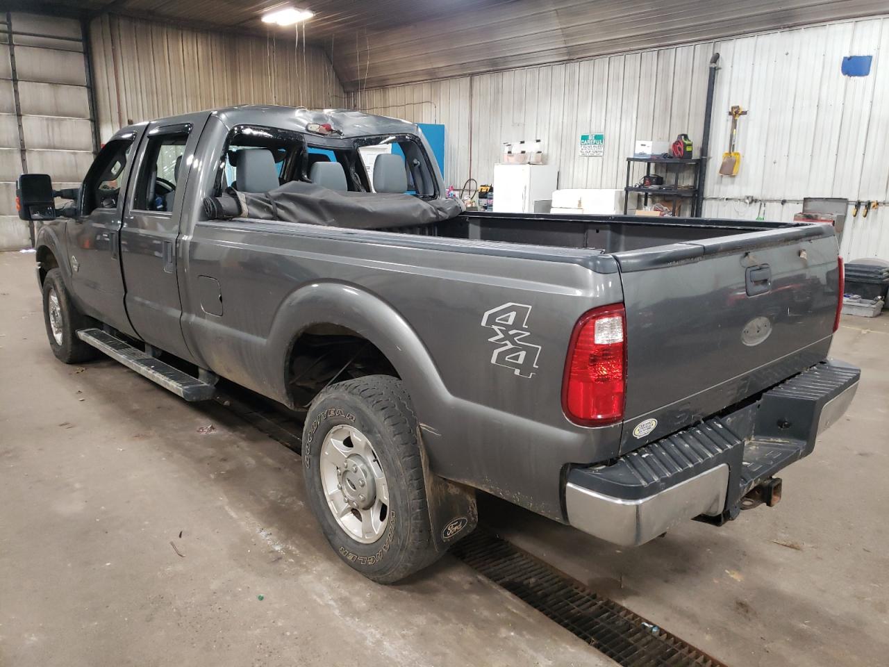 Photo 3 from auction – 2011 FORD F350 SUPER with VIN 1FT8W3BTXBEB40010