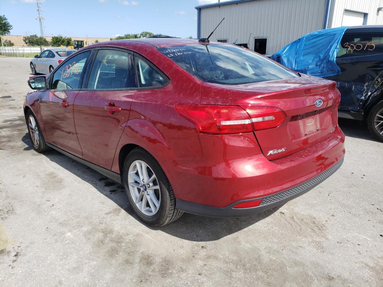 Photo 3 from auction – 2016 FORD FOCUS SE with VIN 1FADP3F26GL389880