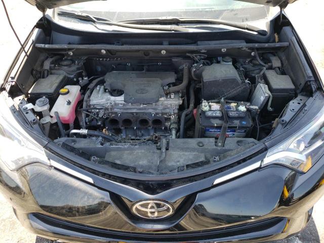 Photo 7 from auction – 2018 TOYOTA RAV4 LE with VIN 2T3ZFREV1JW463213