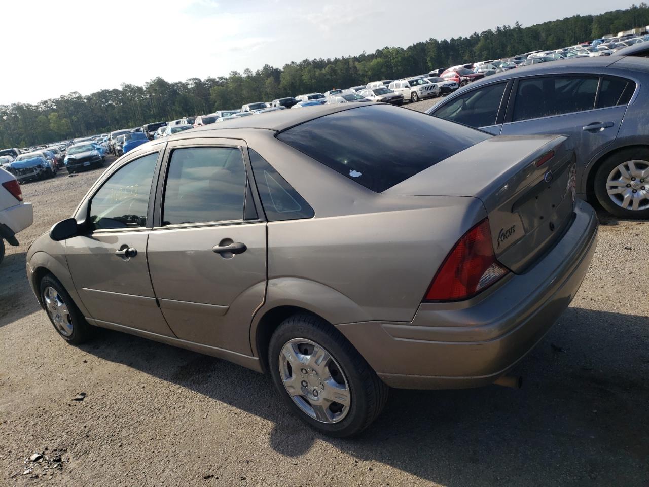 Photo 15 from auction – 2004 FORD FOCUS SE C with VIN 1FAFP34Z84W126440