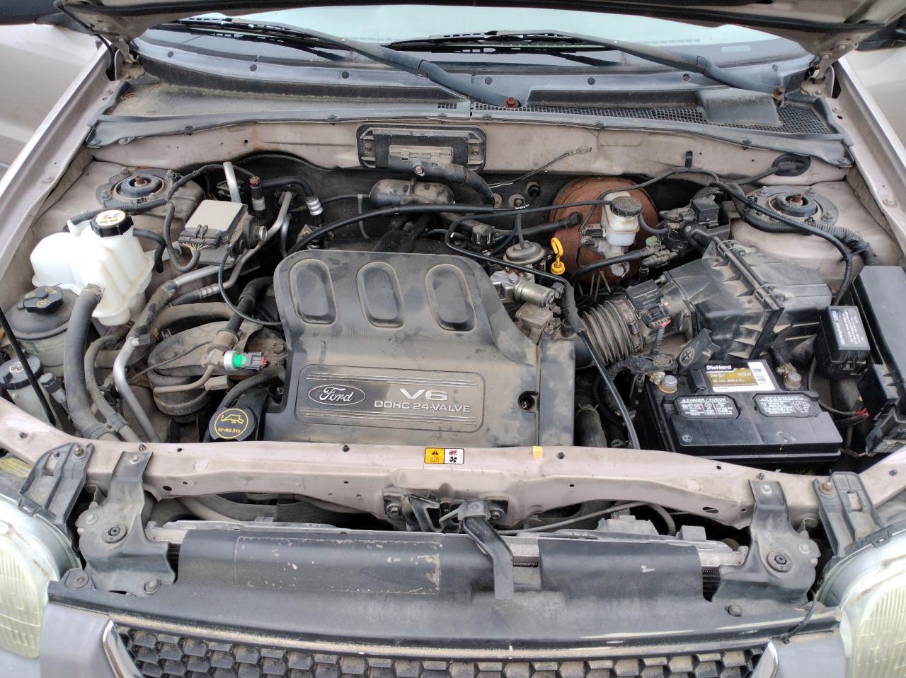 Photo 7 from auction – 2001 FORD ESCAPE XLT with VIN 1FMCU04171KA34734