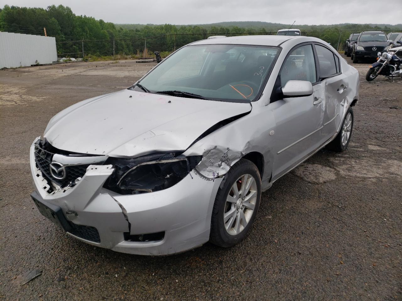 Photo 2 from auction – 2007 MAZDA 3 I with VIN JM1BK32G671617423