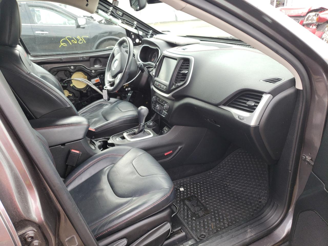 Photo 5 from auction – 2014 JEEP CHEROKEE T with VIN 1C4PJMBS5EW144763