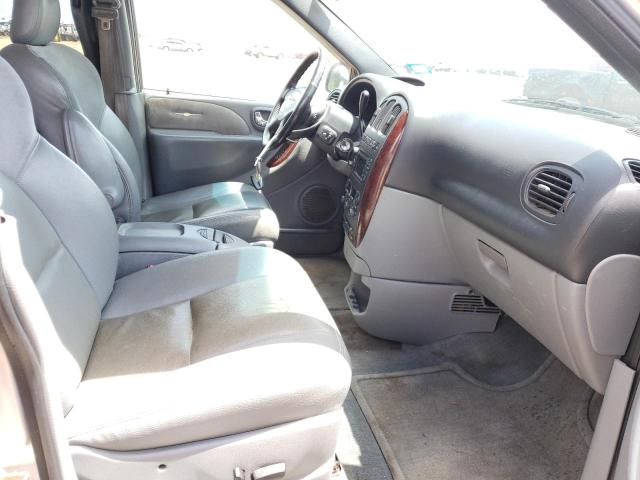 Photo 5 from auction – 2004 CHRYSLER TOWN & COU with VIN 2C8GP64LX4R586329