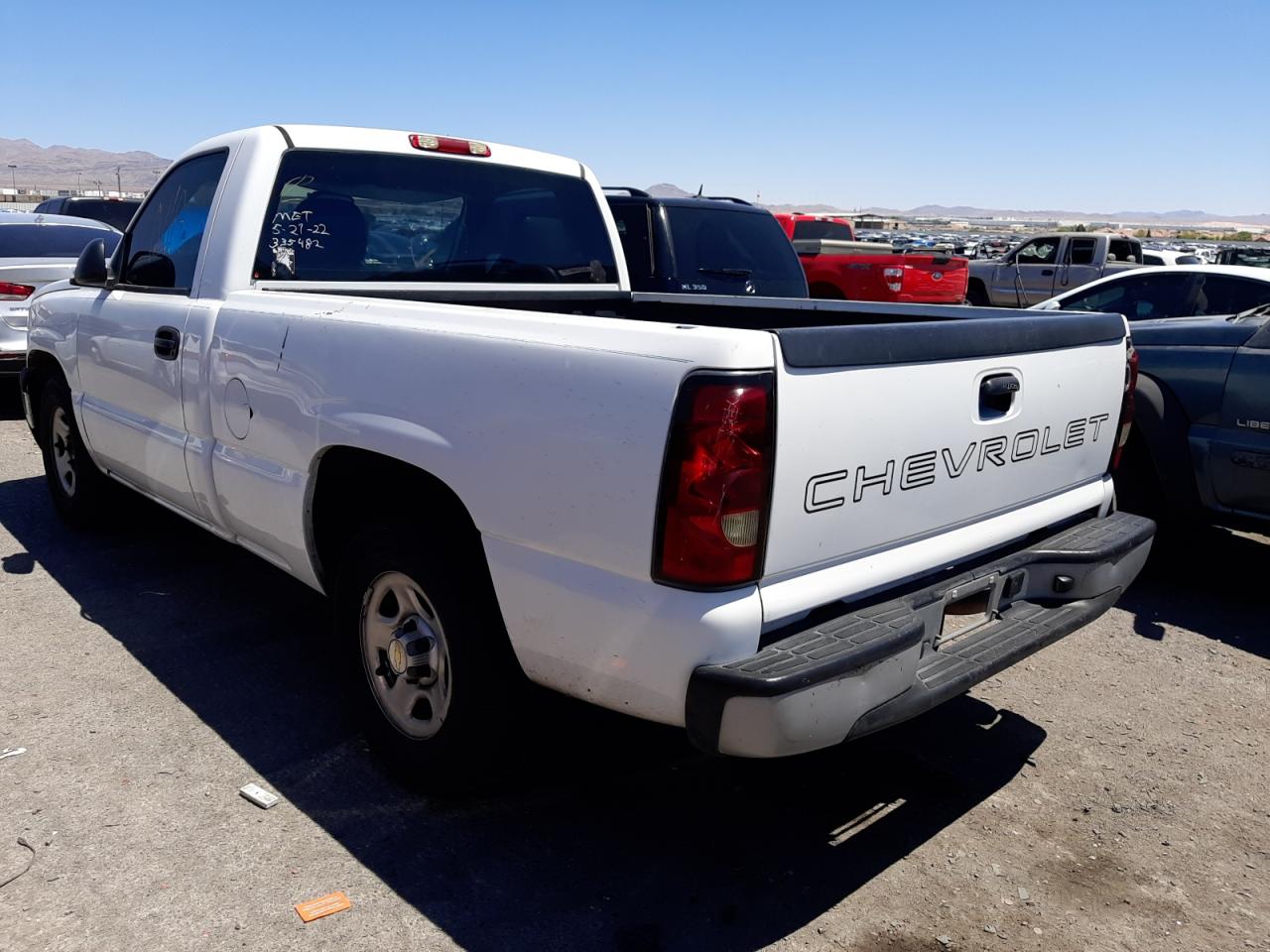 Photo 13 from auction – 2004 CHEVROLET SILVERADO with VIN 1GCEC14X24Z271704